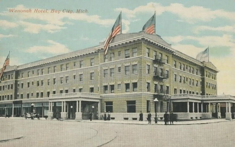 Wenonah Hotel - Vintage Postcard